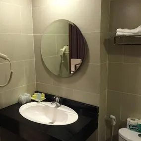 CCentral Hotel Bui Vien - Image 4