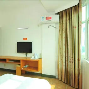 San Ya Hong Wan Hotel - Image 4