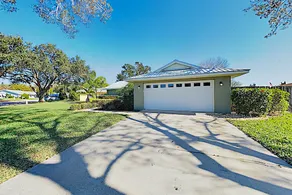 New Listing! Pool W/ Big Lanai, Near Beach 3 Bedroom Home - Image 4