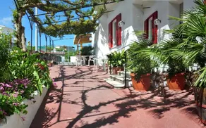 Hotel Residence Villa Teresa - Image 2