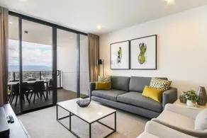 Luxurious 2 Bedroom Brand New Apartment With Amazing Hinterland Views - Image 2