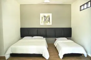 Bayu Melawi Chalet - Image 2