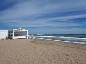 Riva Be my Guest Castelldefels - Image 5