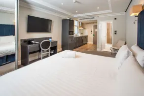 Best Western Chiswick Palace Suites - Image 3
