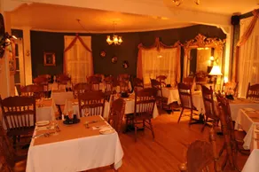 Auberge De La Tour Du Lac - Image 2