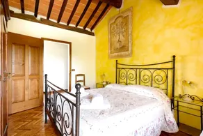 Villa With 9 Bedrooms in Sinalunga, With Wonderful Mountain View, Private Pool, Enclosed Garden - 80 km From the Beach - Image 4