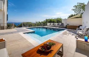 Stunning Apartment in Lukoran With Jacuzzi, Wifi and Outdoor Swimming Pool - Image 3