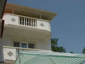 Beach Heaven Apartments - Image 5