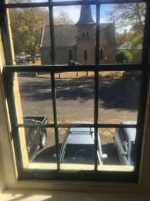 Ross Hotel - Image 5