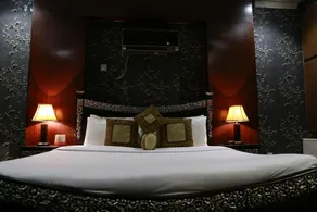 Safari Hotel Mall Road - Image 3