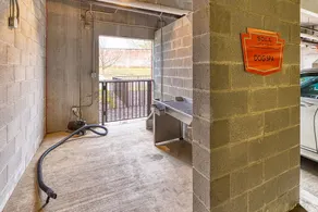 Kasa Columbia 3 Apartments - Image 3