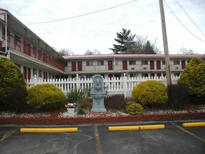 Heldreth Motel - Image 4