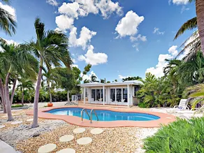 6br Getaway W/ Private Boat Basin 6 Bedroom Home - Image 3