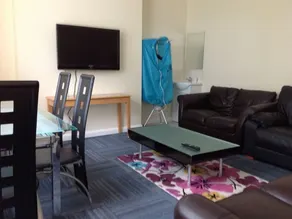 Marley Mansions - Image 3