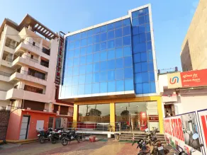 Hotel Star by OYO Rooms - Image 3