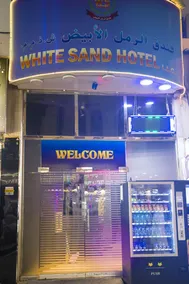 White Sand Hotel - Image 4