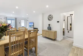 17 Friernhay Court - Image 4