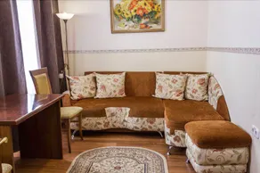 Molodezhnaya Hotel - Image 2