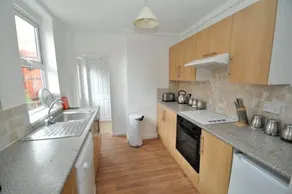 Karah Suites Alfred Street - Image 2