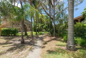 Columbia Close 2/9 - Nelson Bay - Image 3