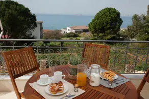Petra Thea Apartments - Image 5