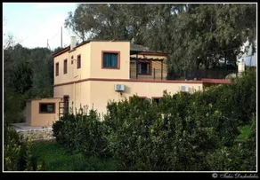 To Spitaki tou Papa - Image 3