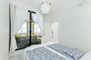 Harbor Black Pearl Apartments - Image 2