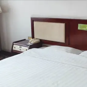 Golden Coast Hotel - Image 4