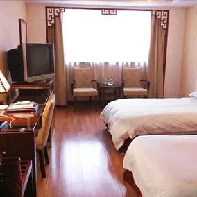 Rong Tai Auto Industry Business Center Hotel - Image 4