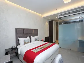 Hotel Tisya by OYO Rooms - Image 2