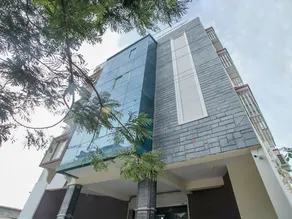 Delite Suites by OYO Rooms - Image 4