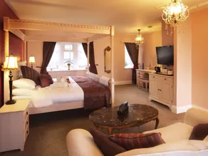 Ashmount House - Image 5