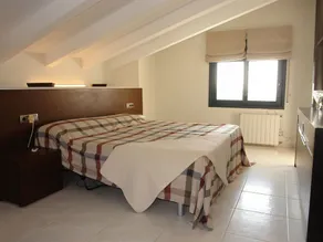 Scenic Villa in Palau Saverdera With Private Swimming Pool - Image 3