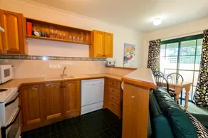Bayview 3 - Next to Lake Jindabyne - Image 5