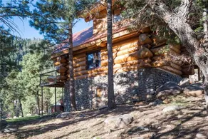 Bear Foot Lodge, 2 Bedrooms, Sleeps 6, Gas Grill, Walk to River, Hot Tub - Image 3