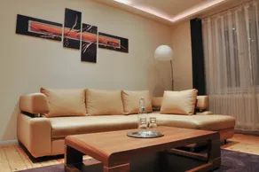 Best City Home Near Checkpoint Charlie - Image 3
