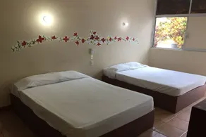 OYO Hotel Virginia - Image 2
