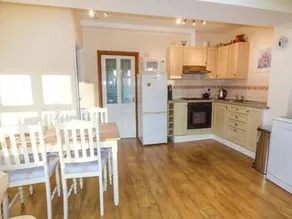 5 Esk Valley - Image 2