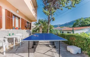 Stunning Home in Bascanska Draga With Wifi and 6 Bedrooms - Image 2