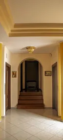 Beautiful Villa With Private Garden And Pool - Image 2