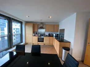 Grand Harbour Apartments - Image 3