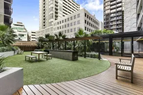ReadySet Apartments at Guilfoyle - Image 5