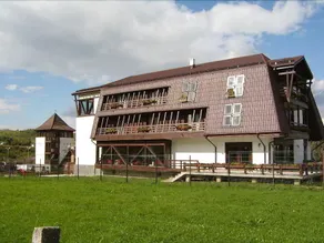 Hotel Wolf 1 - Image 4