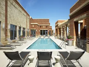 Global Luxury Suites Metropolitan Park Arlington - Image 2