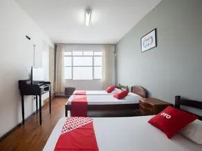 Hotel Trocadero - Image 4