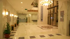 Al Azhar Palace Hotel - Image 2