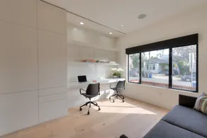Designer 4br In Venice Beach 4 Bedroom Home - Image 2
