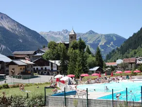 4-6 Pers. Holiday Appartment Near Center of Champagny - Image 4