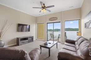 Superior 2 Bedroom Lake View Villa - Image 4