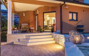 Beautiful Home in Fazana With Outdoor Swimming Pool, Wifi and Outdoor Swimming Pool - Image 5